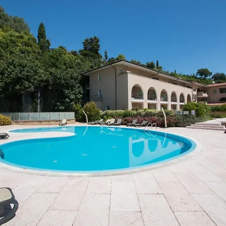 La Cascata With Pool By Wonderful Italy Appartement
