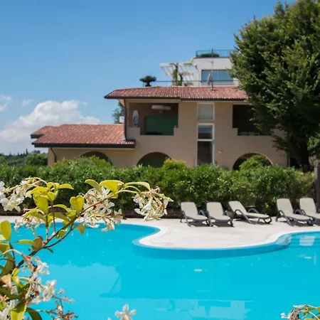 La Cascata With Pool By Wonderful Italy Manerba del Garda