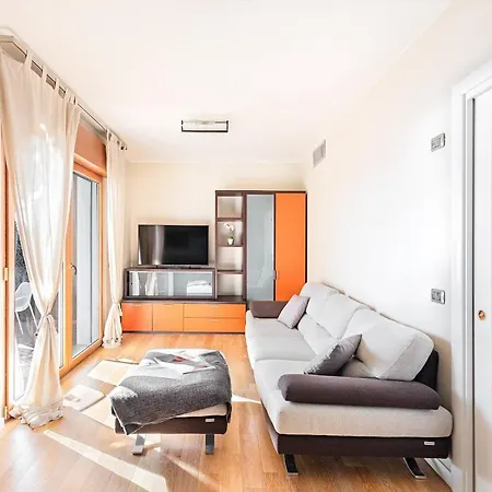 Appartement La Cascata With Pool By Wonderful Italy